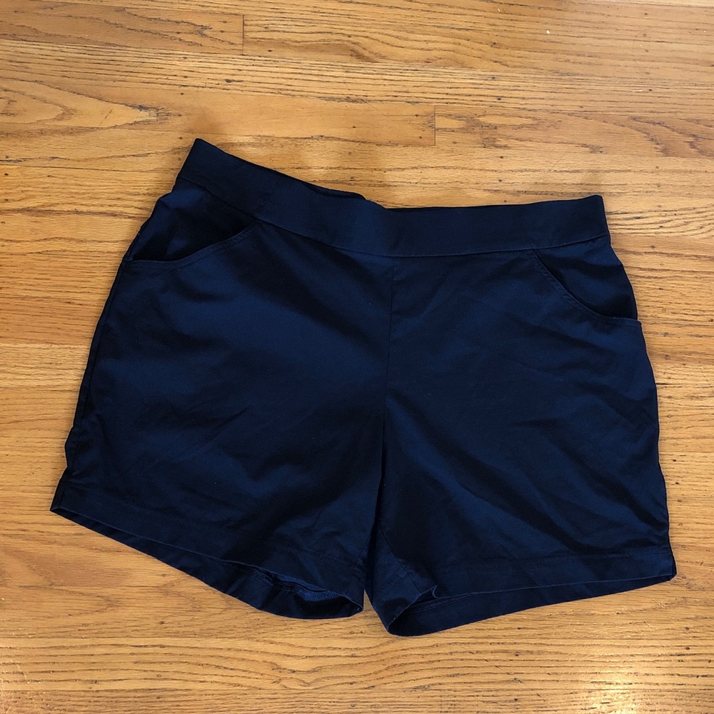 Columbia Navy Active Shorts with Stretch Waist